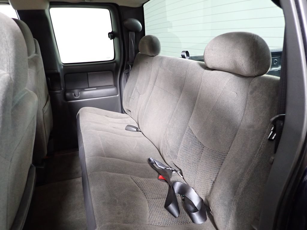 Used 2005 Chevrolet Silverado 1500 4x4 Extended Cab w/ Light Duty Power Package image 27