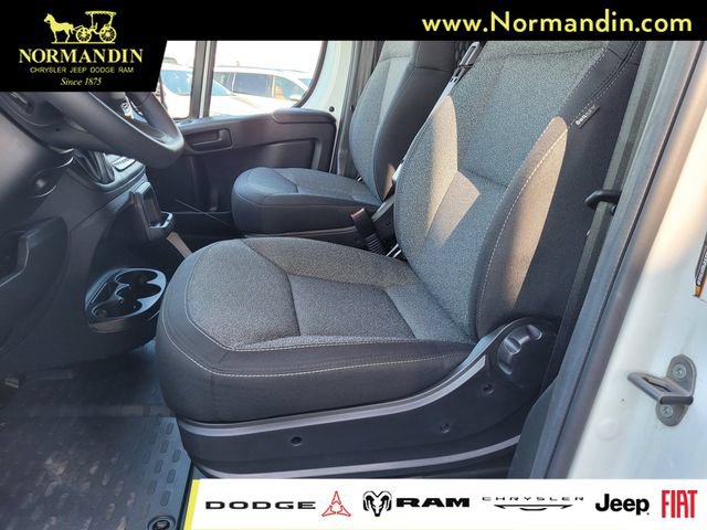 Used 2025 RAM ProMaster 2500 w/ U-Haul Equipment Group FWD image 16