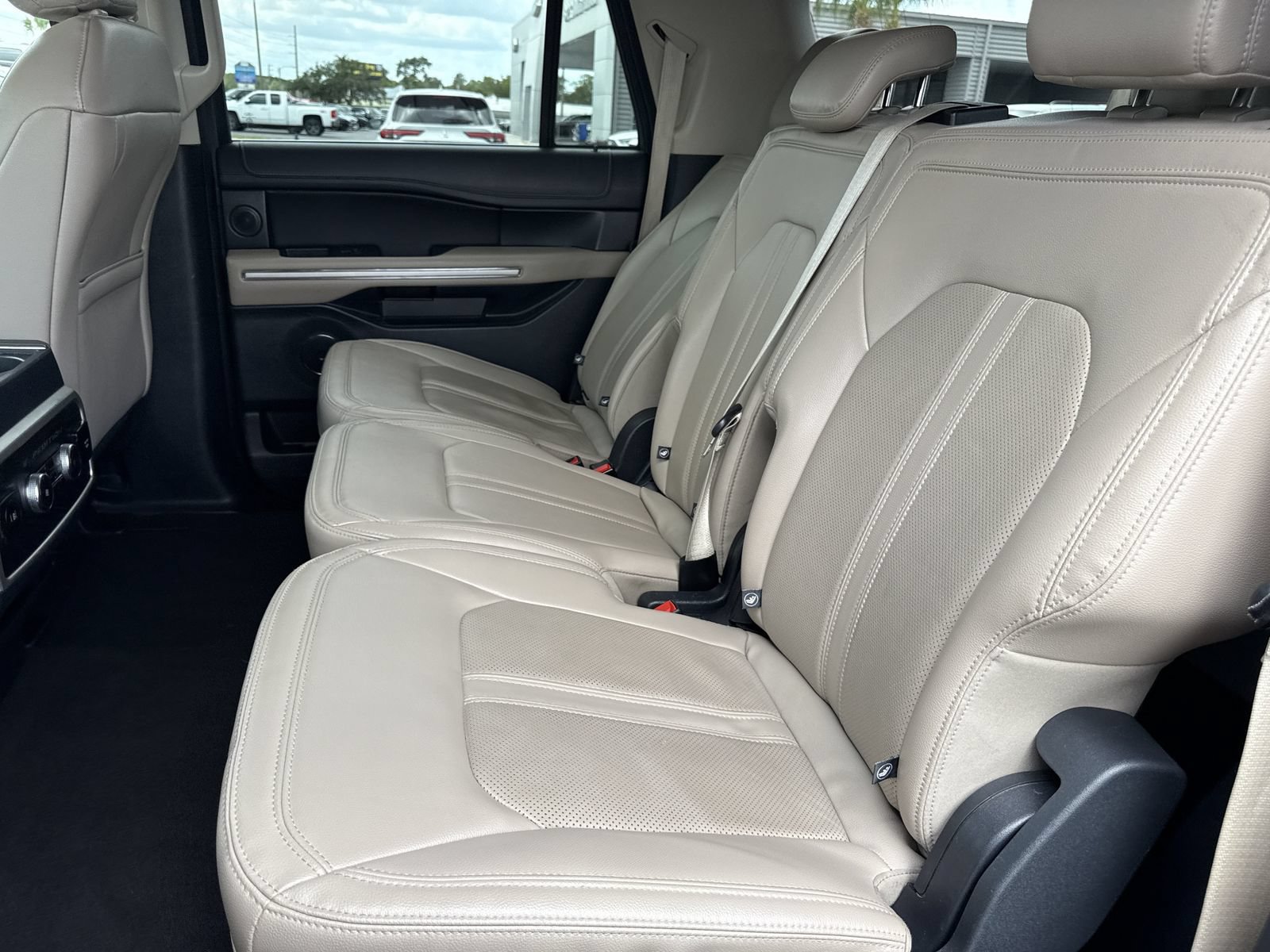Certified 2024 Ford Expedition Max Limited RWD image 22