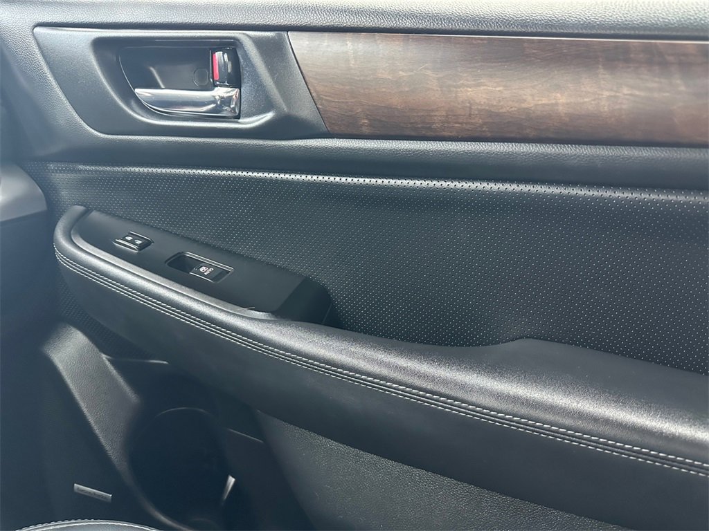 Used 2015 Subaru Outback 2.5i Limited image 41