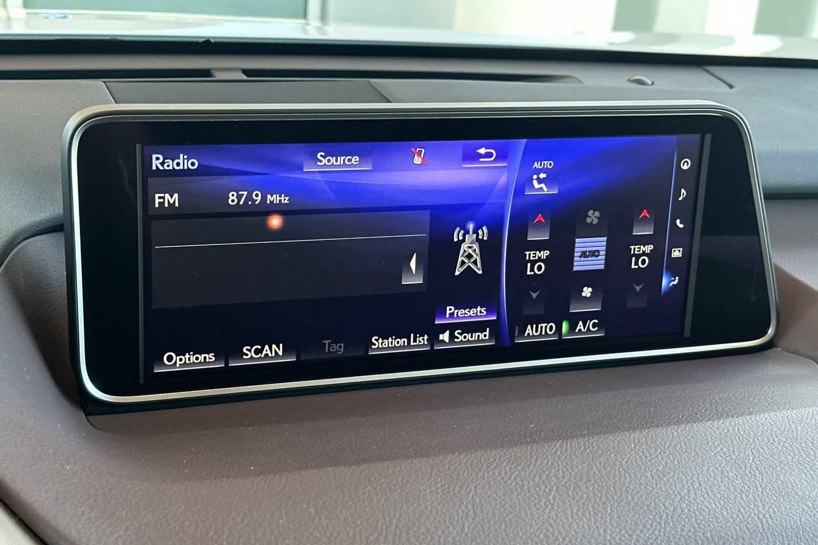 Used 2019 Lexus RX 350 AWD image 20