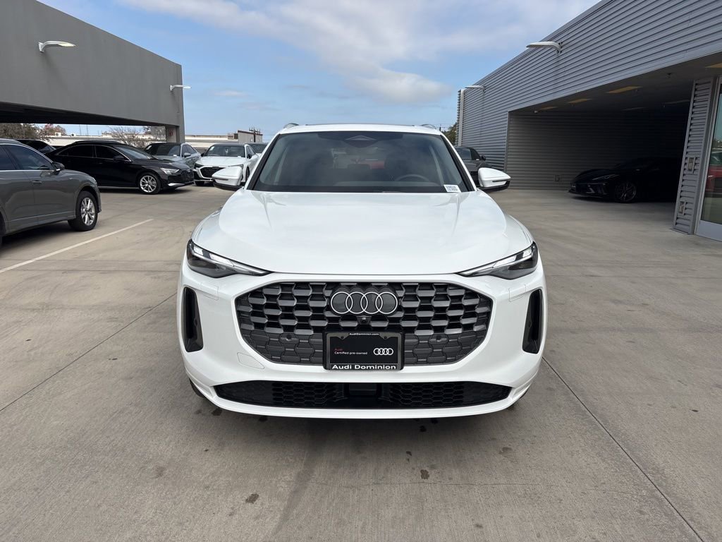 Certified 2025 Audi Q5 Premium w/ Convenience Package image 2