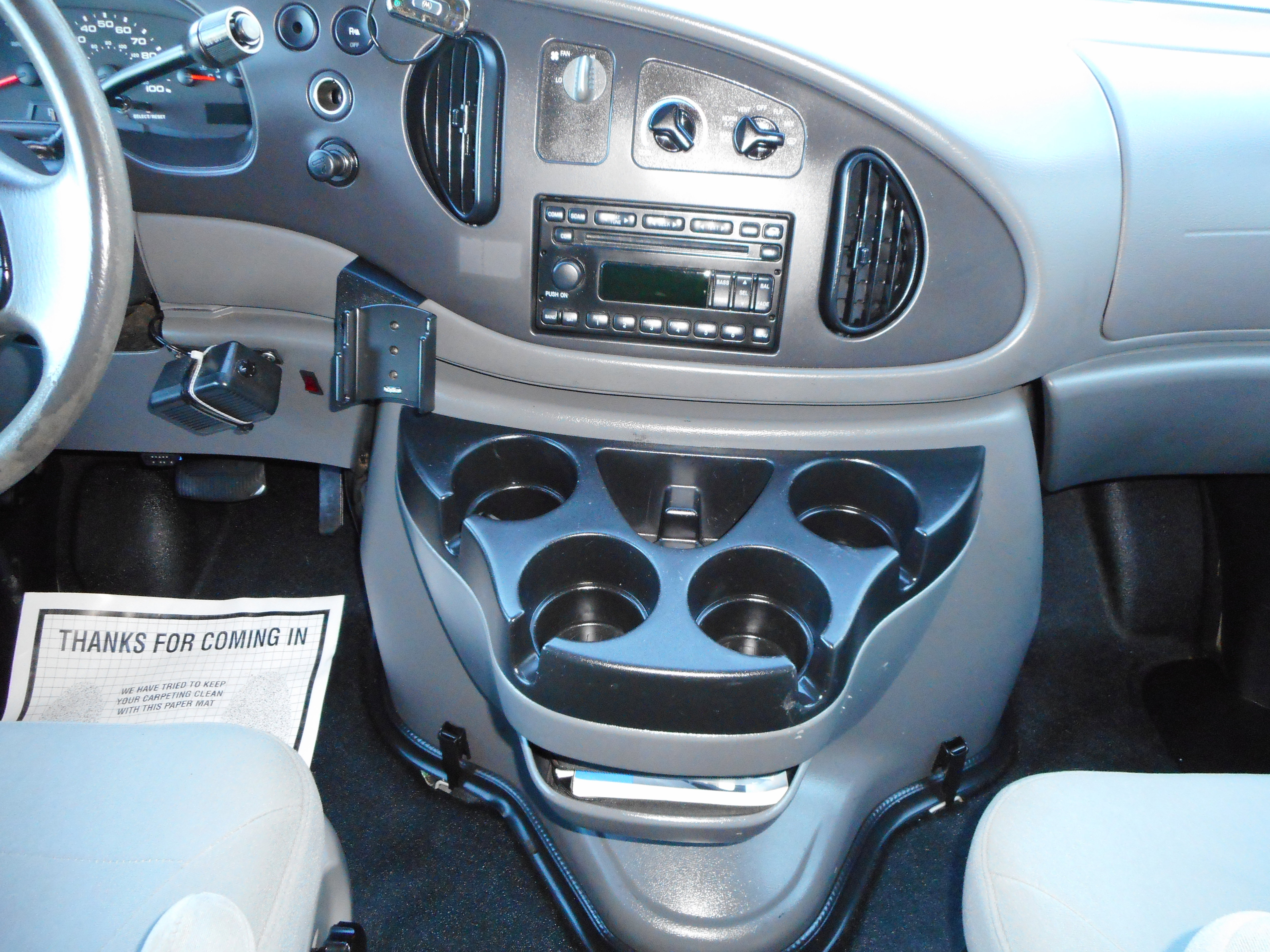 Used 2008 Ford E-250 and Econoline 250 RWD image 22