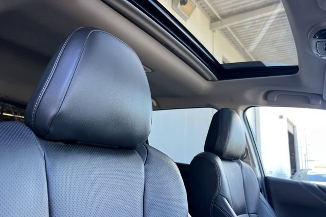 Used 2023 Subaru Outback Touring AWD/4WD image 19