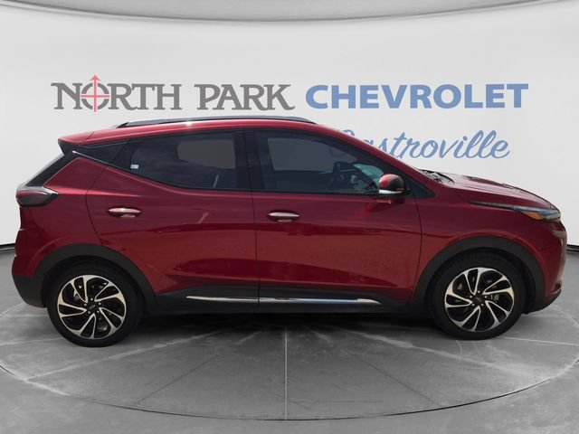 Certified 2022 Chevrolet Bolt EUV Premier FWD image 2