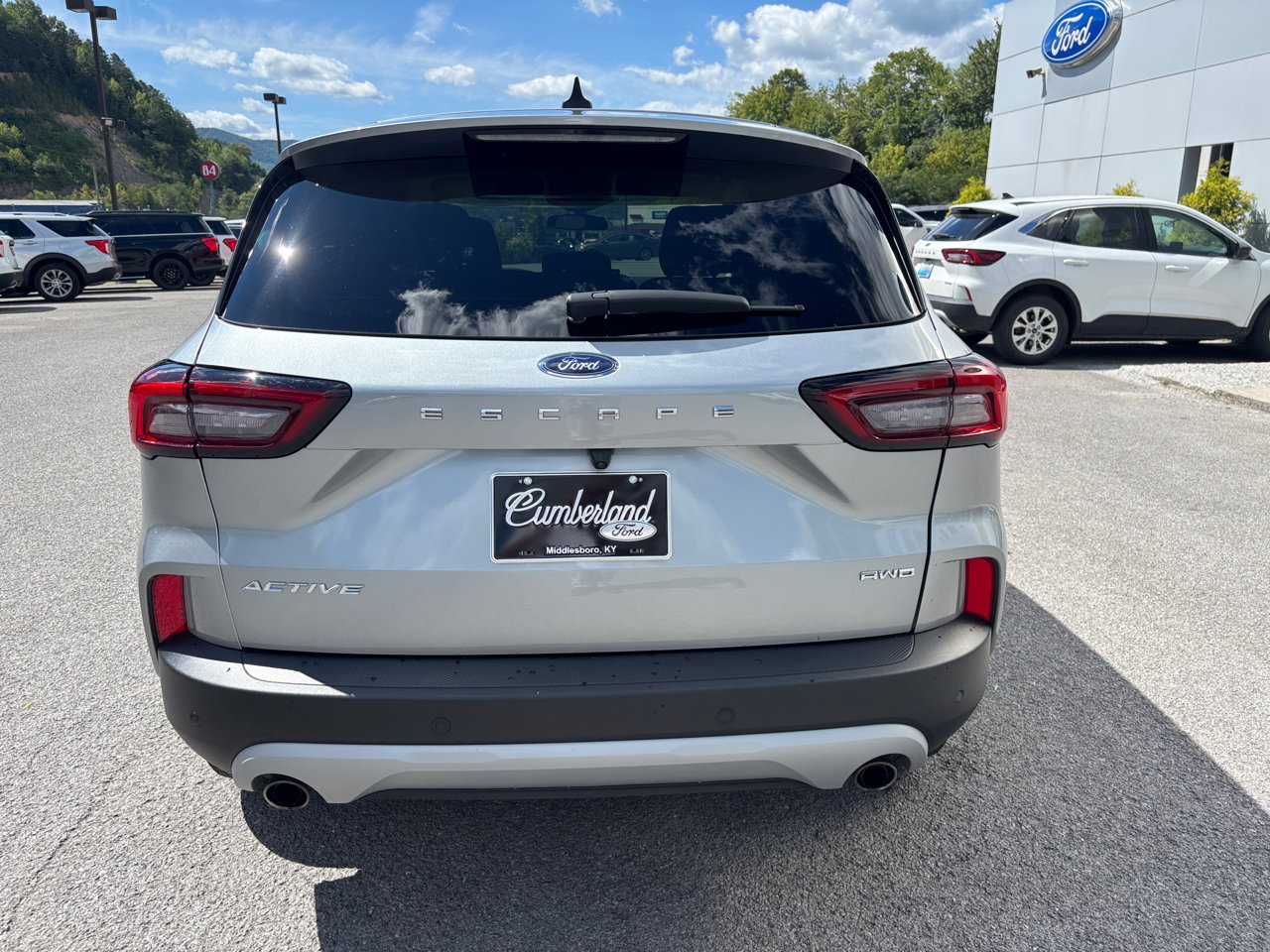 Used 2023 Ford Escape Active w/ Tech Pack #2 image 3