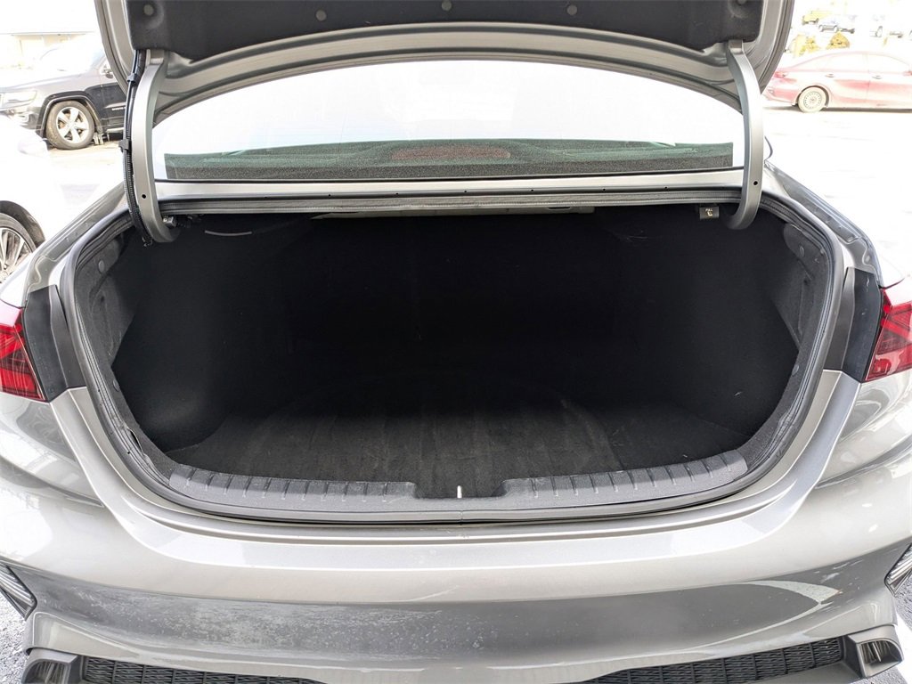 Used 2024 Kia Forte LXS image 31