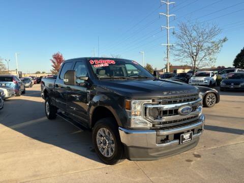 Used 2020 Ford F250 XLT AWD/4WD image 2