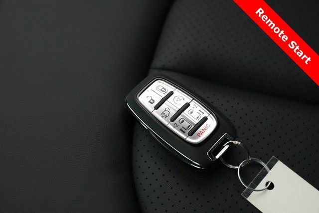 New 2026 Chrysler Pacifica Select w/ S Appearance Package image 3