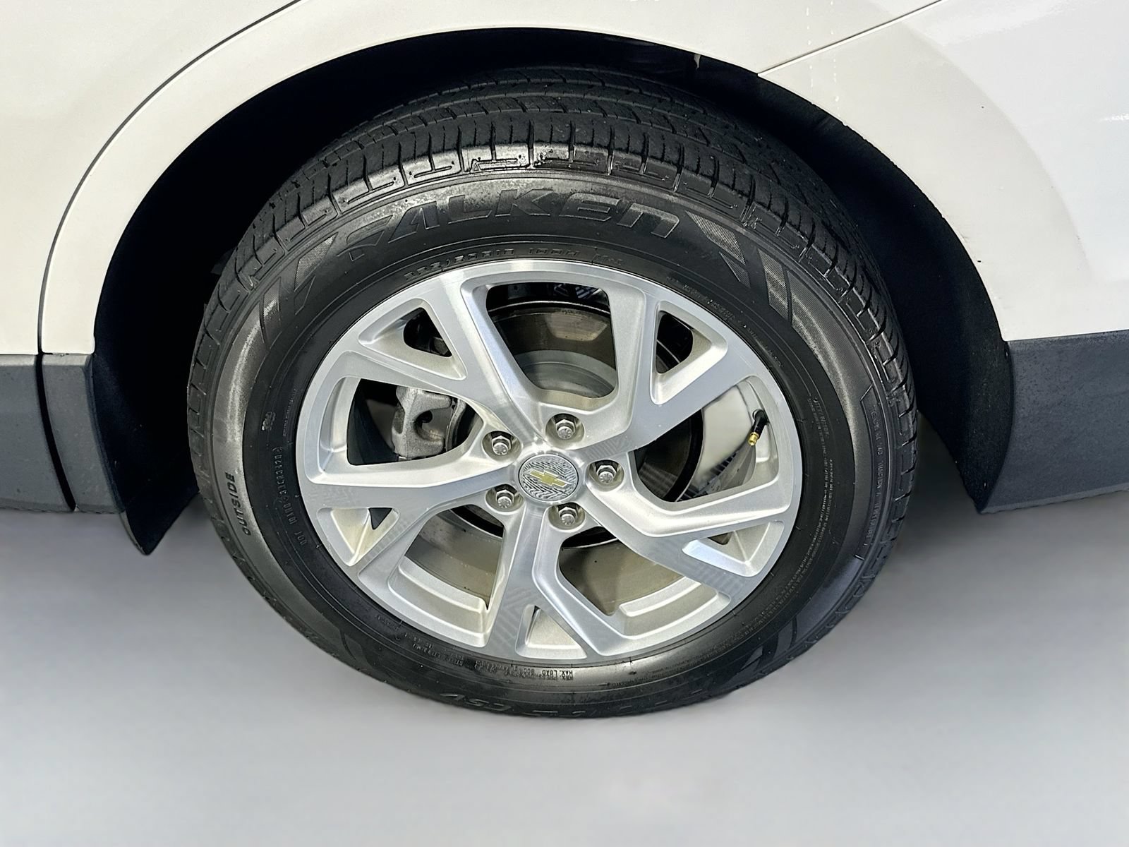 Used 2021 Chevrolet Equinox Premier w/ LPO, Floor Liner Package FWD image 35