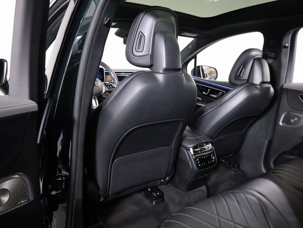 Used 2023 Mercedes-Benz EQE 500 4MATIC SUV w/ Pinnacle Trim Package image 31