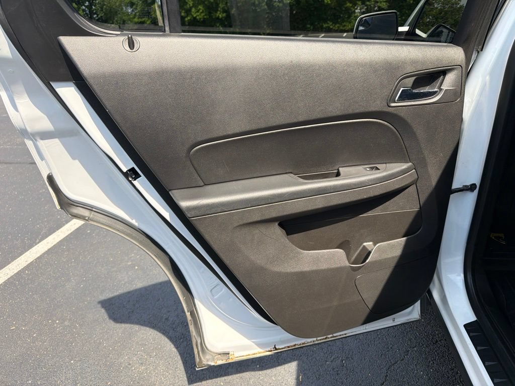 Used 2013 Chevrolet Equinox LT w/ Driver Convenience Package FWD image 19