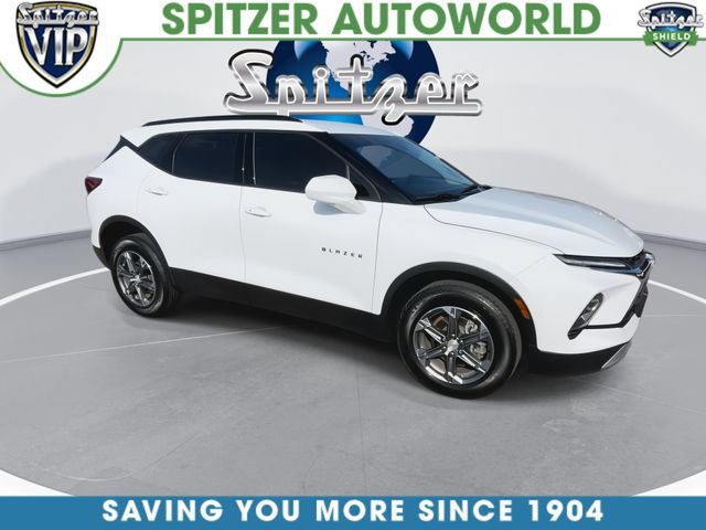 Used 2024 Chevrolet Blazer LT w/ Convenience Package AWD/4WD image 2