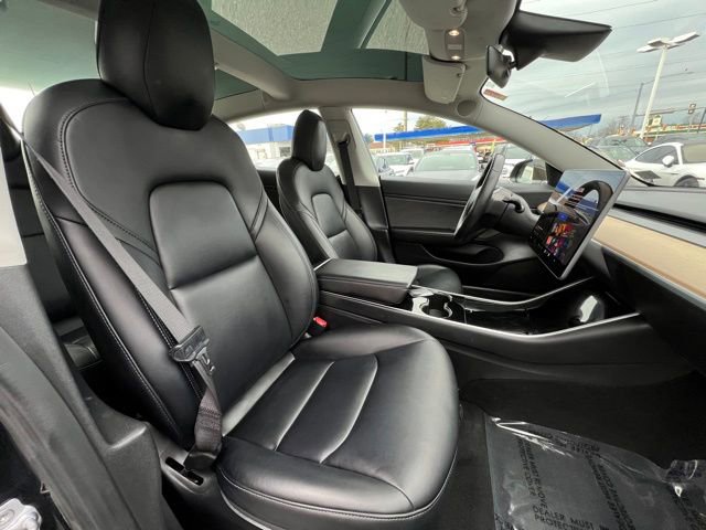 Used 2018 Tesla Model 3 Long Range image 33