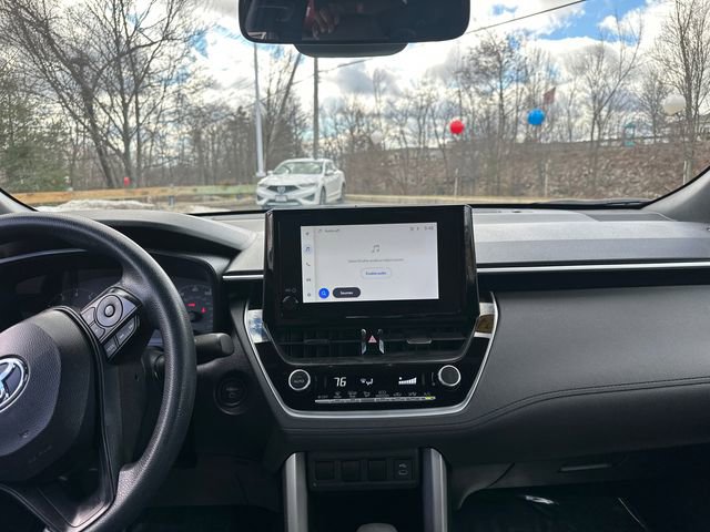 Used 2024 Toyota Corolla Cross S AWD/4WD image 22