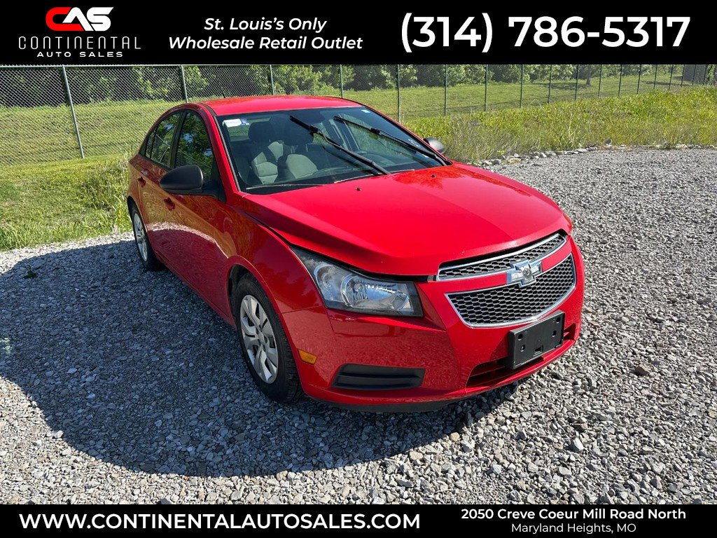 Used 2014 Chevrolet Cruze LS FWD image 1