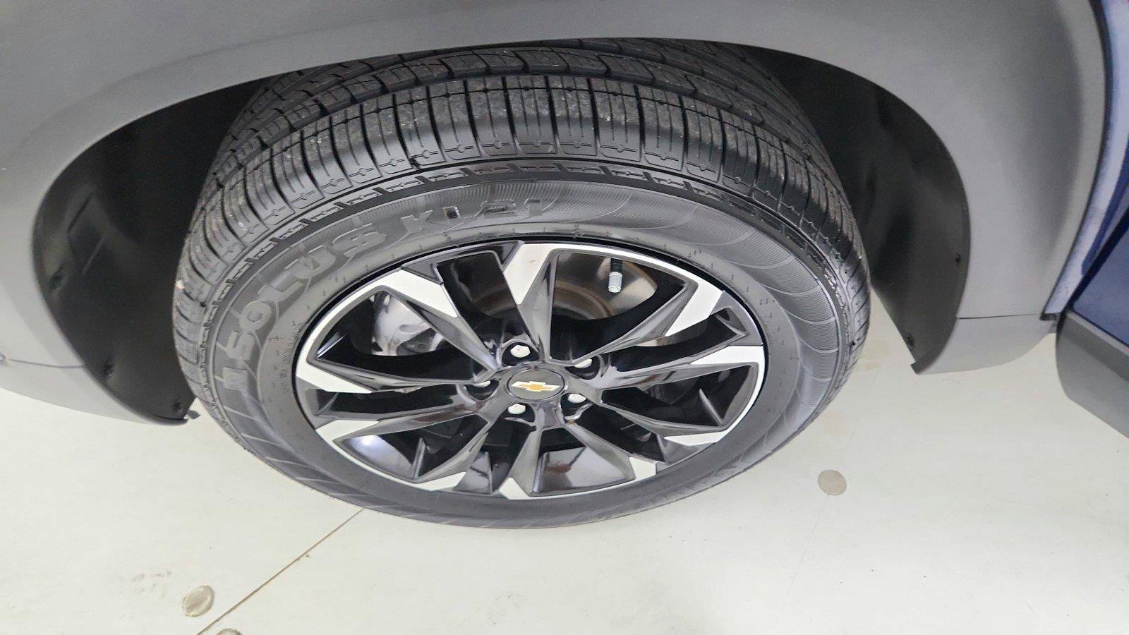 Used 2023 Chevrolet TrailBlazer LT FWD image 34