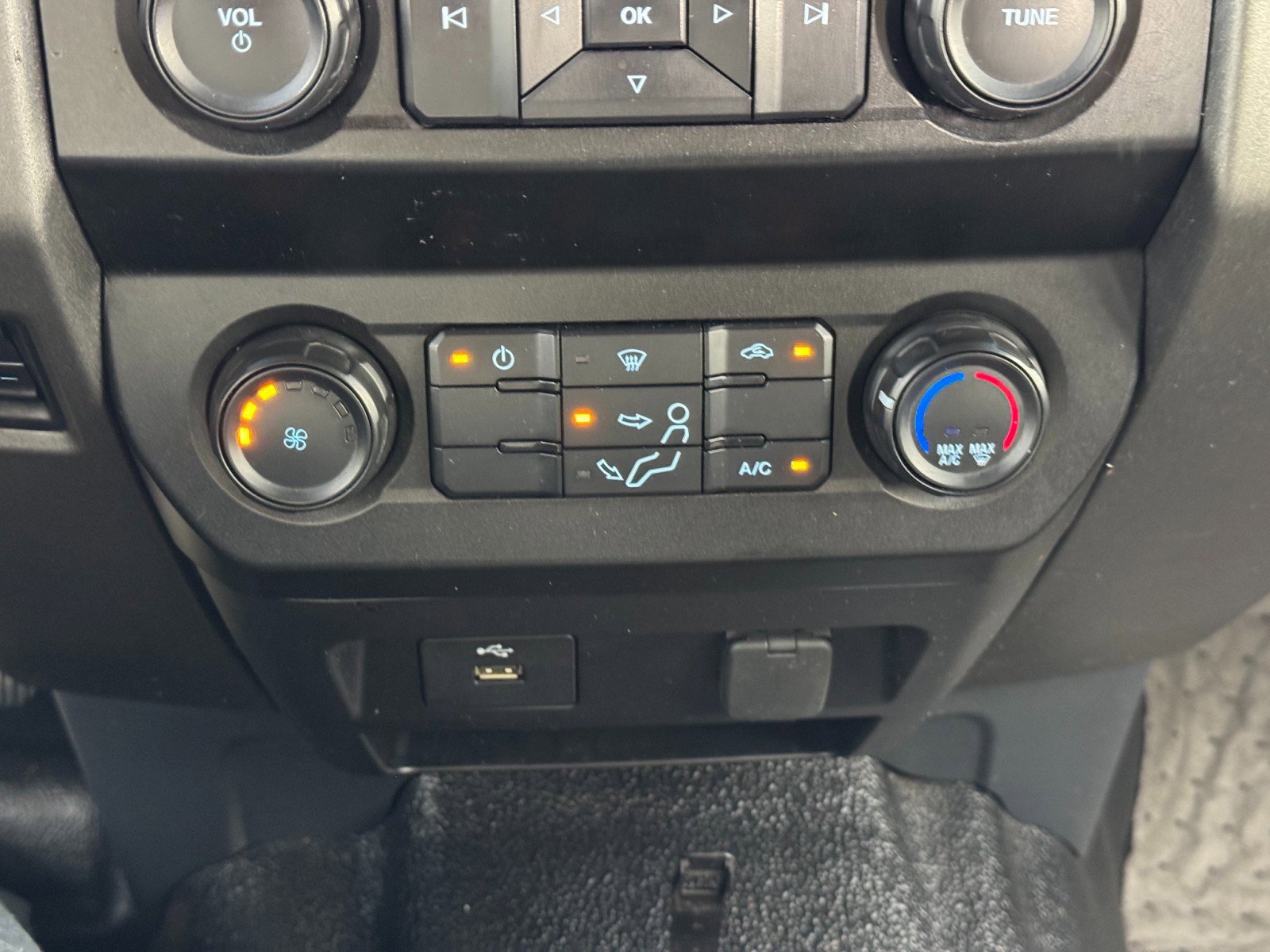 Used 2022 Ford F250 XL w/ STX Appearance Package image 25