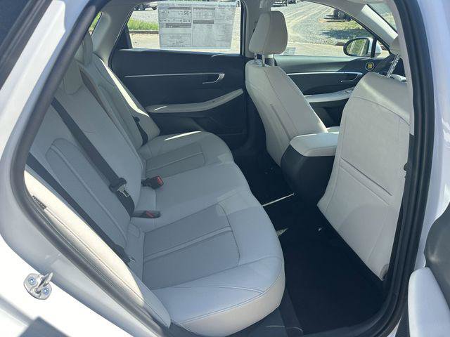 New 2025 Hyundai Sonata SE image 15