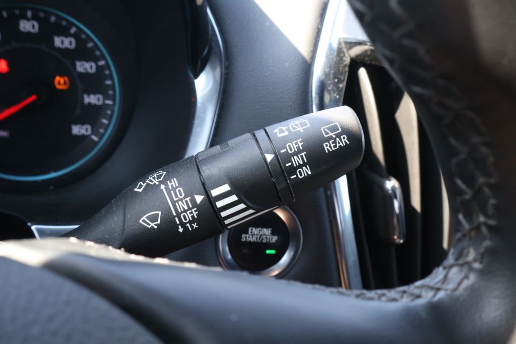 Used 2023 Chevrolet Traverse LT w/ LPO, Floor Liner Package AWD/4WD image 20