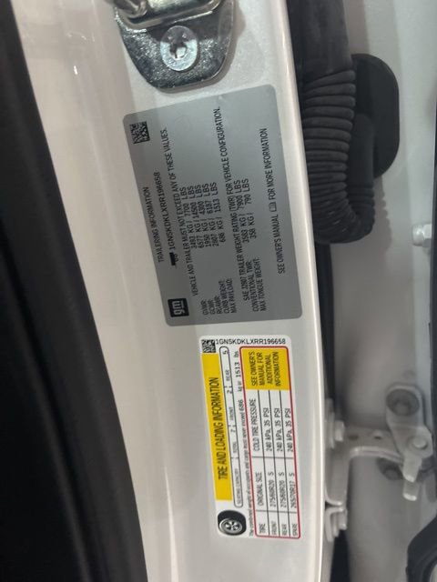 Used 2024 Chevrolet Suburban Z71 w/ Z71 Off-Road Package image 43