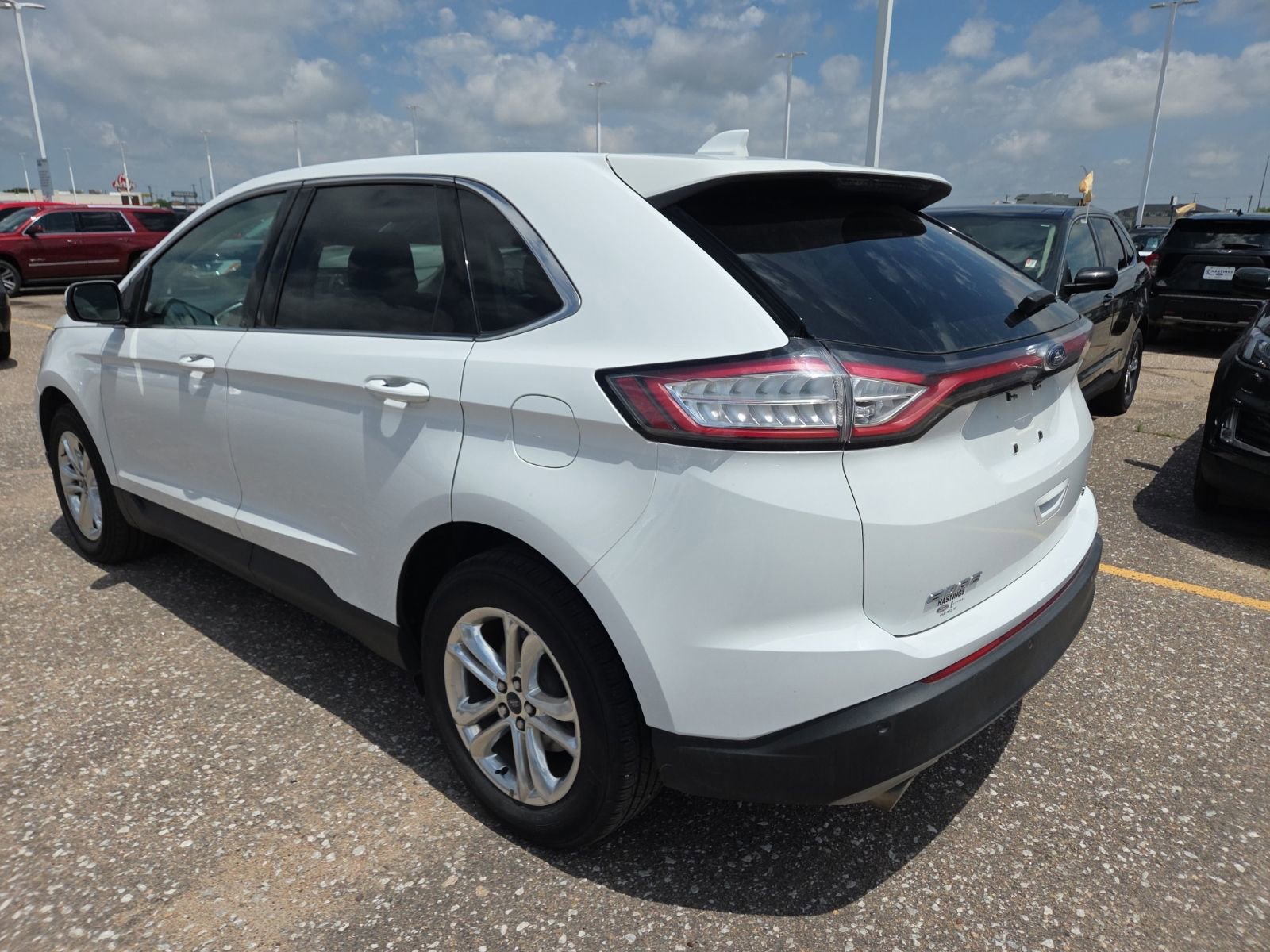 Used 2015 Ford Edge SEL w/ Equipment Group 201A AWD/4WD image 3