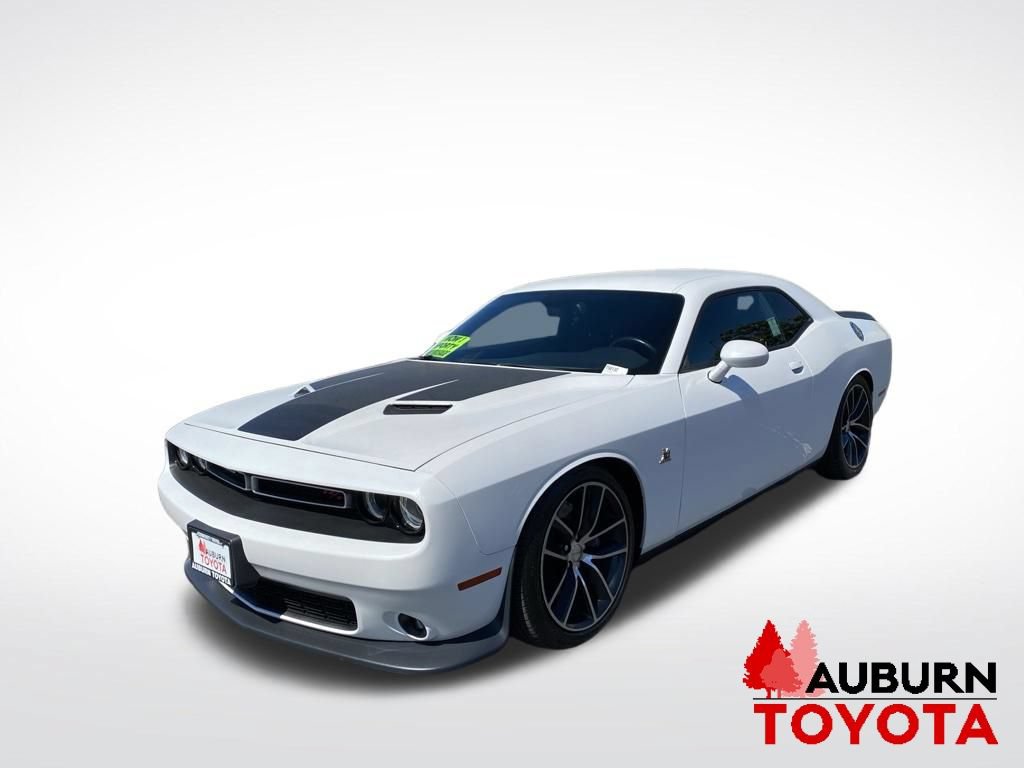 Used 2016 Dodge Challenger R/T Scat Pack w/ Driver Convenience Group RWD image 3
