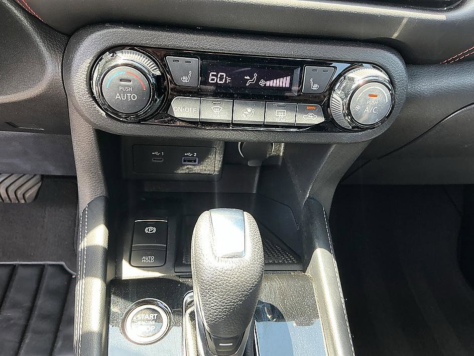 Certified 2021 Nissan Kicks SR w/ SR Premium Package FWD image 19