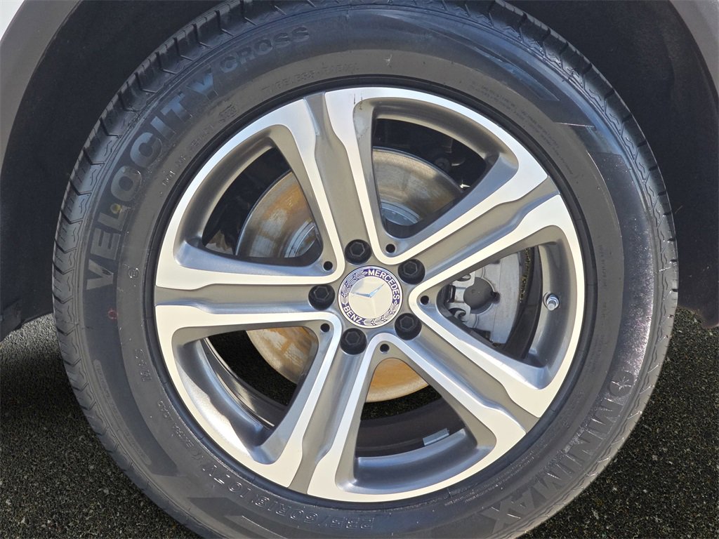 Used 2017 Mercedes-Benz GLC 300 4MATIC image 38