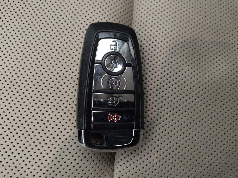 Used 2021 Lincoln Aviator Reserve RWD image 32