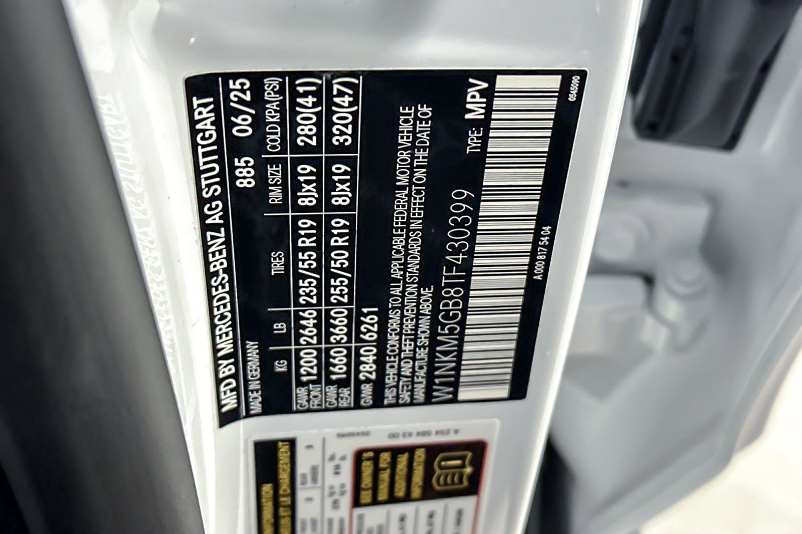 Used 2026 Mercedes-Benz GLC 350e 4MATIC image 29