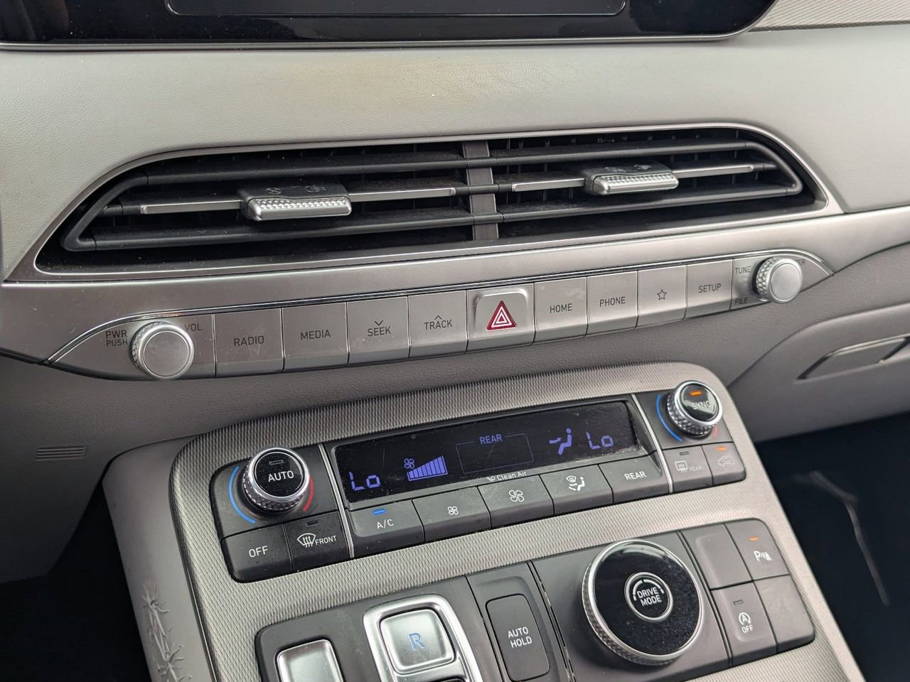 Used 2020 Hyundai Palisade SEL w/ Convenience Package image 26