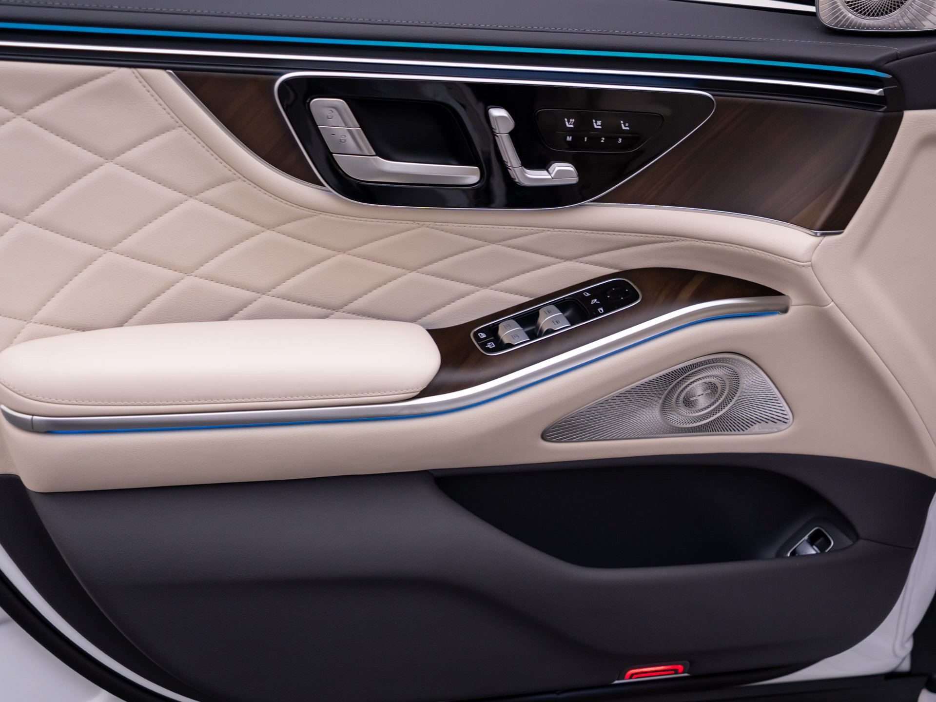 New 2027 Mercedes-Benz S 580 4MATIC Sedan image 14