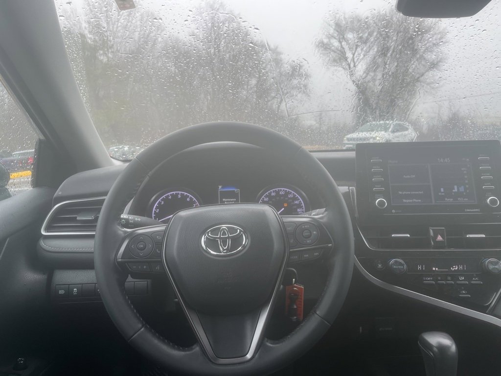 Used 2023 Toyota Camry SE image 12