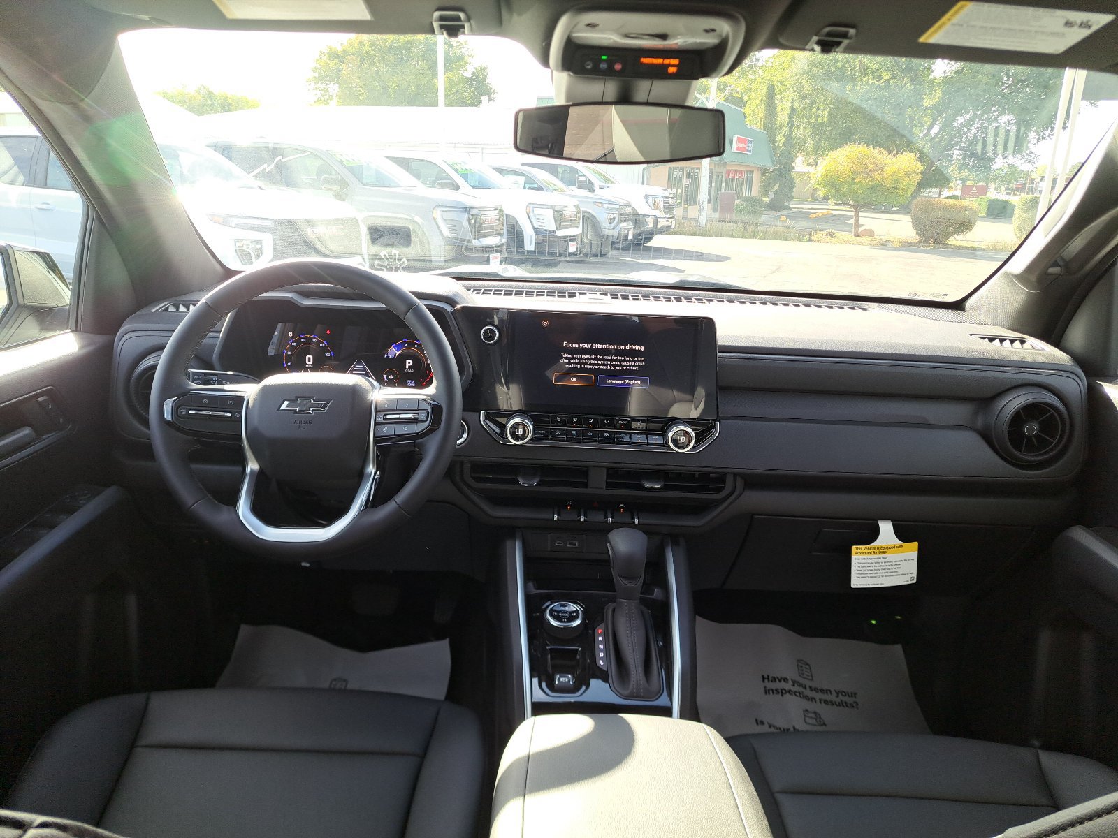 New 2026 Chevrolet Colorado Trail Boss w/ Off-Road Front Bumper Package AWD/4WD image 26