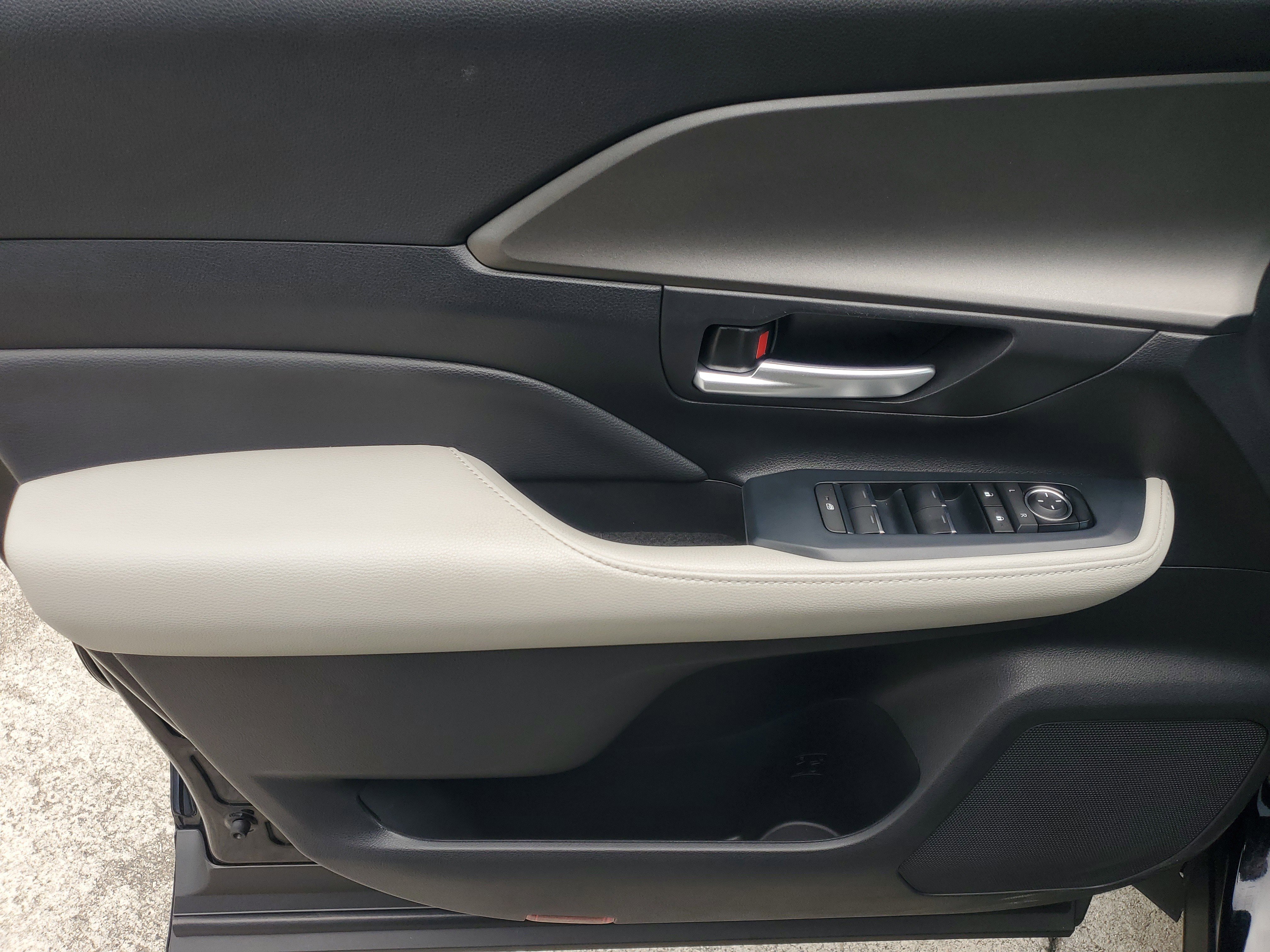 Used 2024 Toyota Grand Highlander XLE image 22