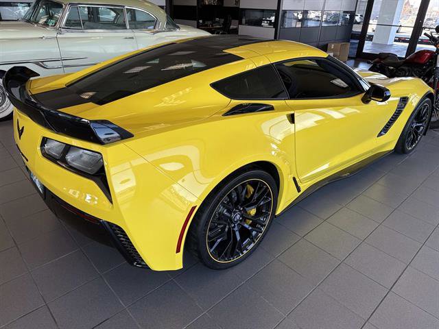 Used 2016 Chevrolet Corvette Z06 w/ C7.r Special Edition image 4