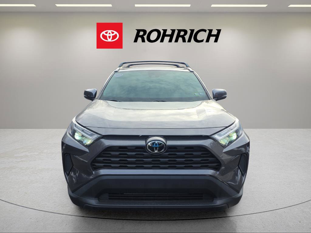 Used 2022 Toyota RAV4 XLE image 8