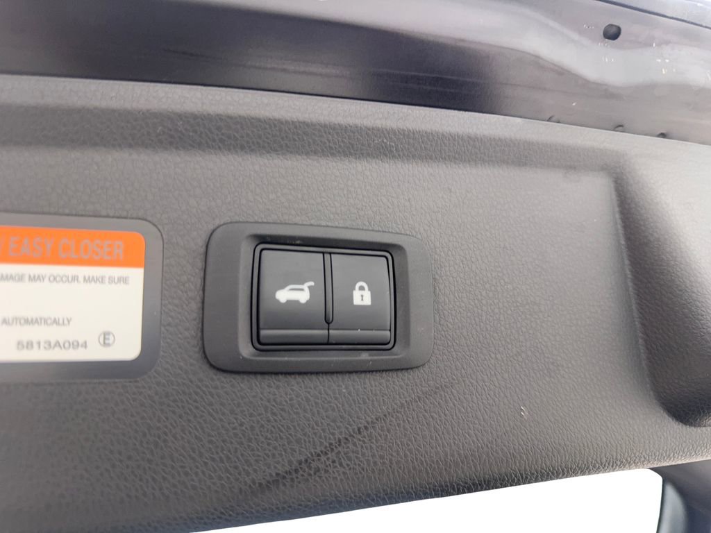 Used 2024 Mitsubishi Eclipse Cross SE image 85