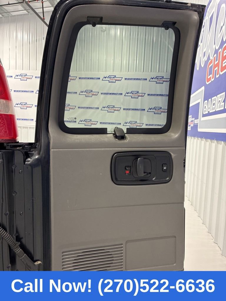 Used 2017 Chevrolet Express 2500 LS RWD image 26
