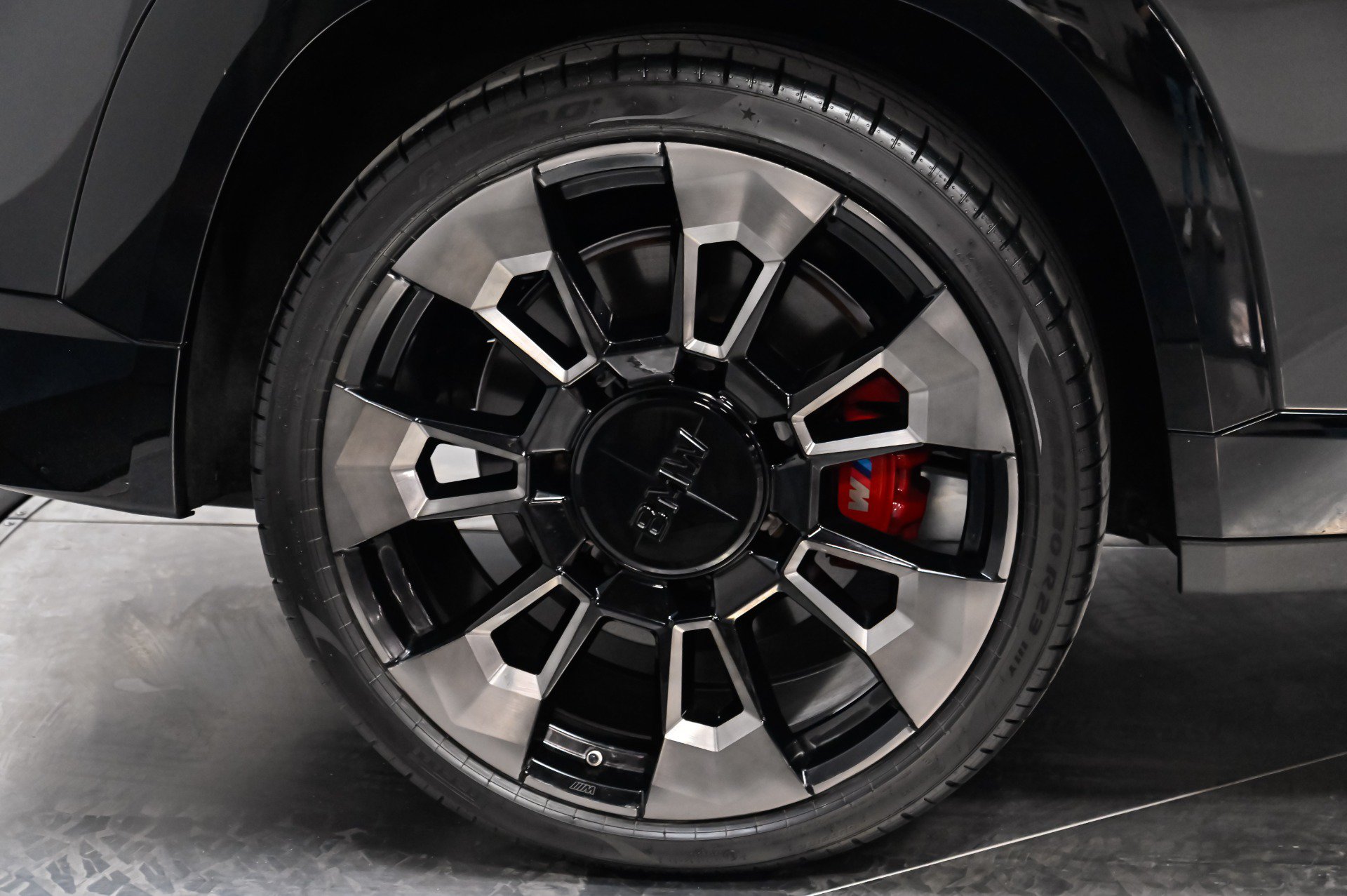Used 2023 BMW XM AWD/4WD image 53