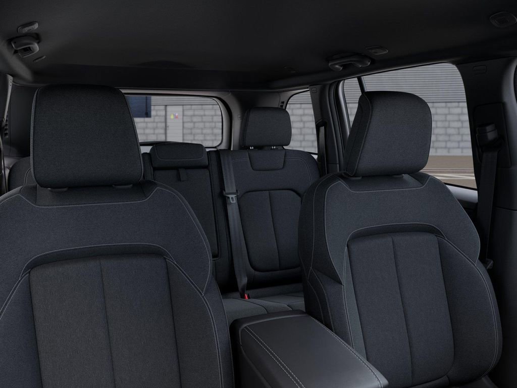 New 2025 Jeep Grand Cherokee Laredo w/ MOPAR Finishing Package image 26