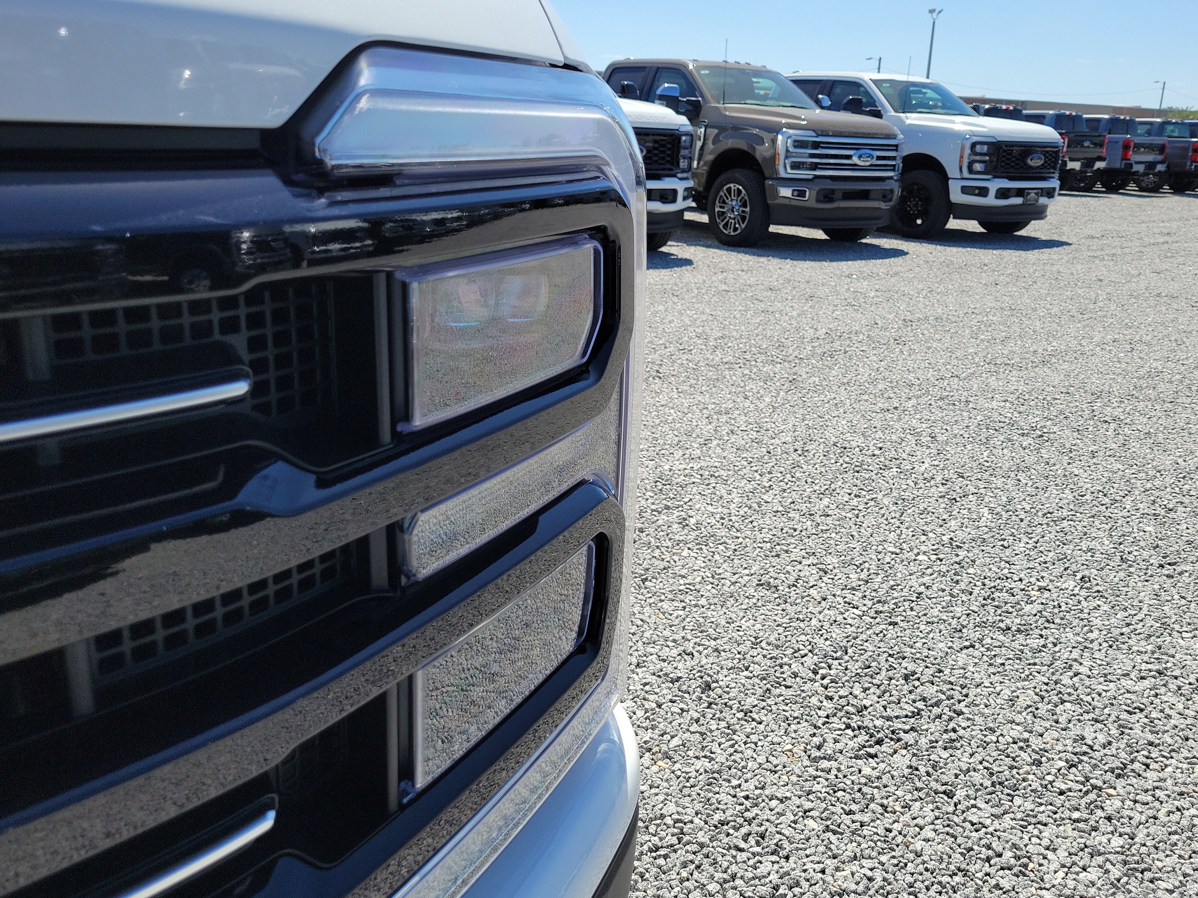 New 2026 Ford F250 Platinum AWD/4WD image 4