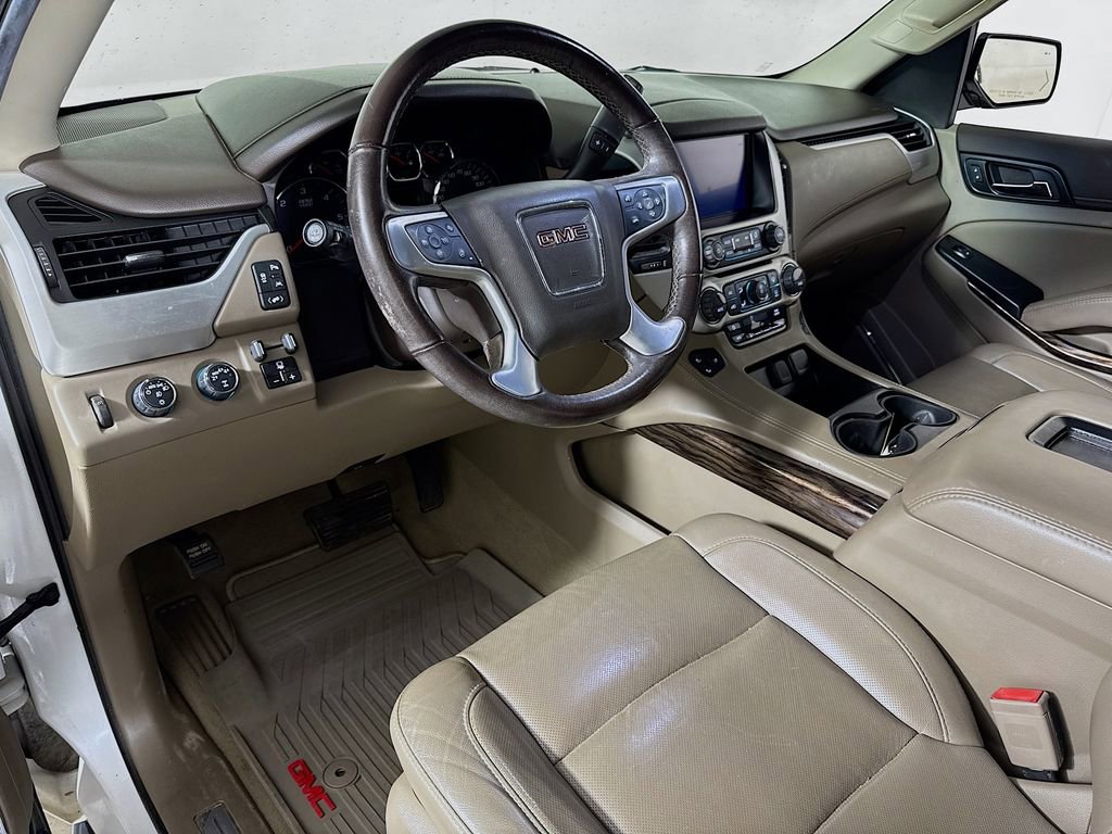 Used 2019 GMC Yukon SLT w/ Open Road Package AWD/4WD image 7
