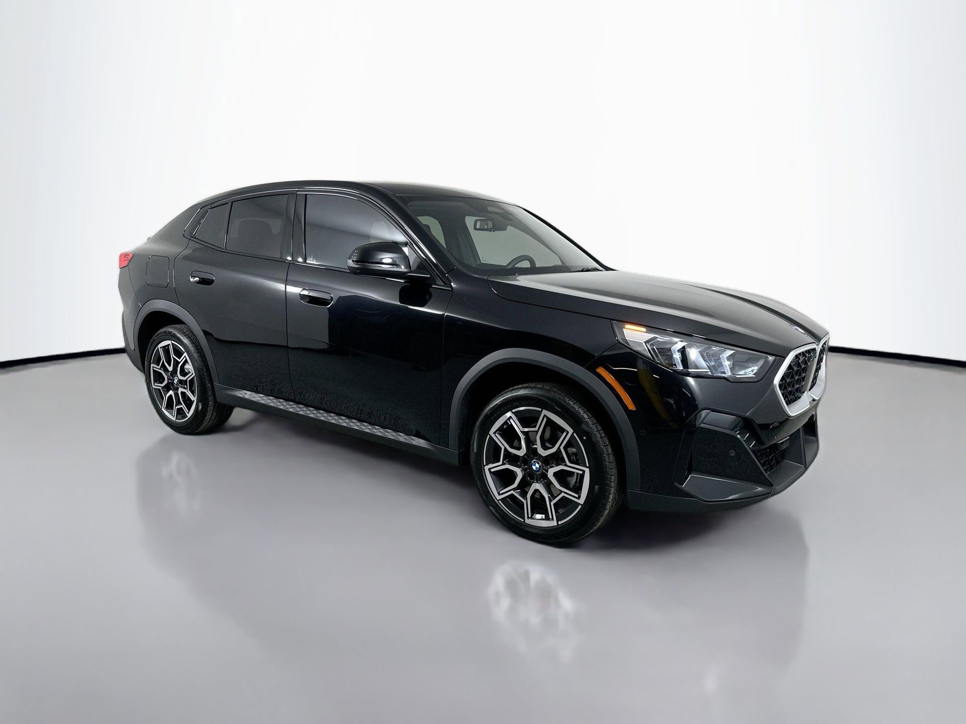 New 2026 BMW X2 xDrive28i w/ Technology Package image 3