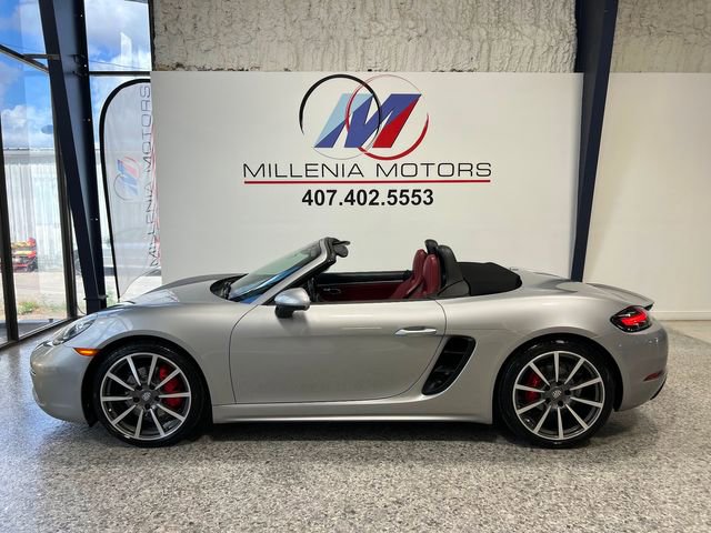 Used 2017 Porsche 718 Boxster S image 1