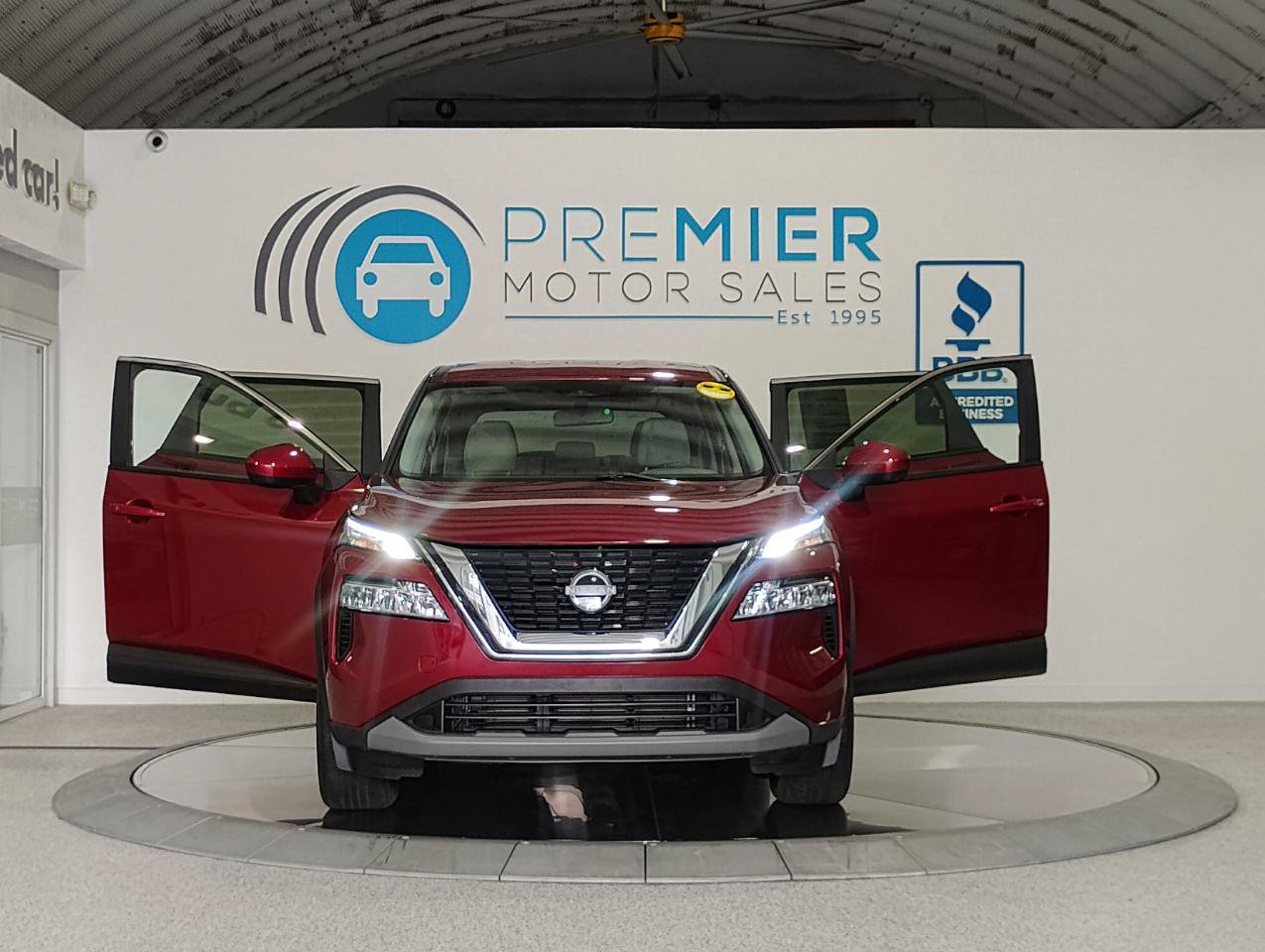 Used 2023 Nissan Rogue SV FWD image 27