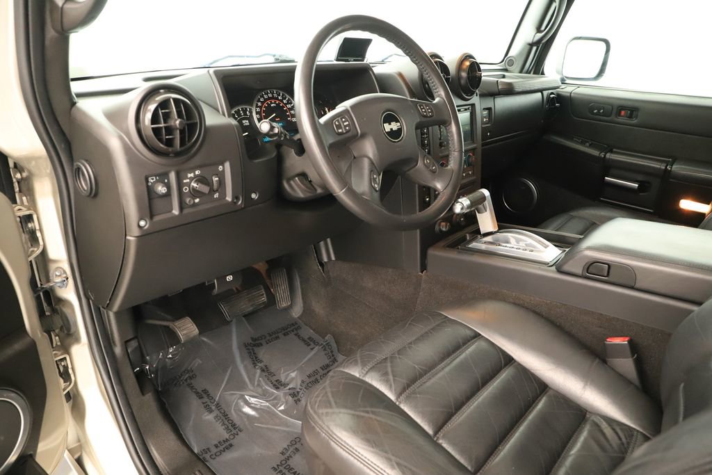 Used 2005 HUMMER H2 w/ Preferred Equipment Group image 15