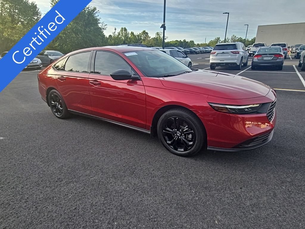 Used 2025 Honda Accord SE image 3