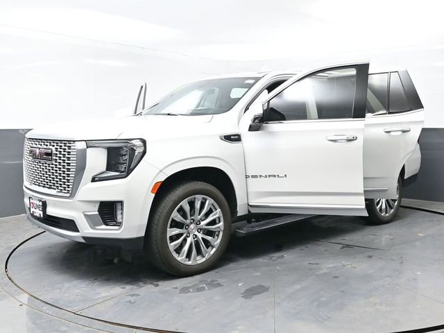 Used 2021 GMC Yukon Denali w/ Denali Premium Package AWD/4WD image 63